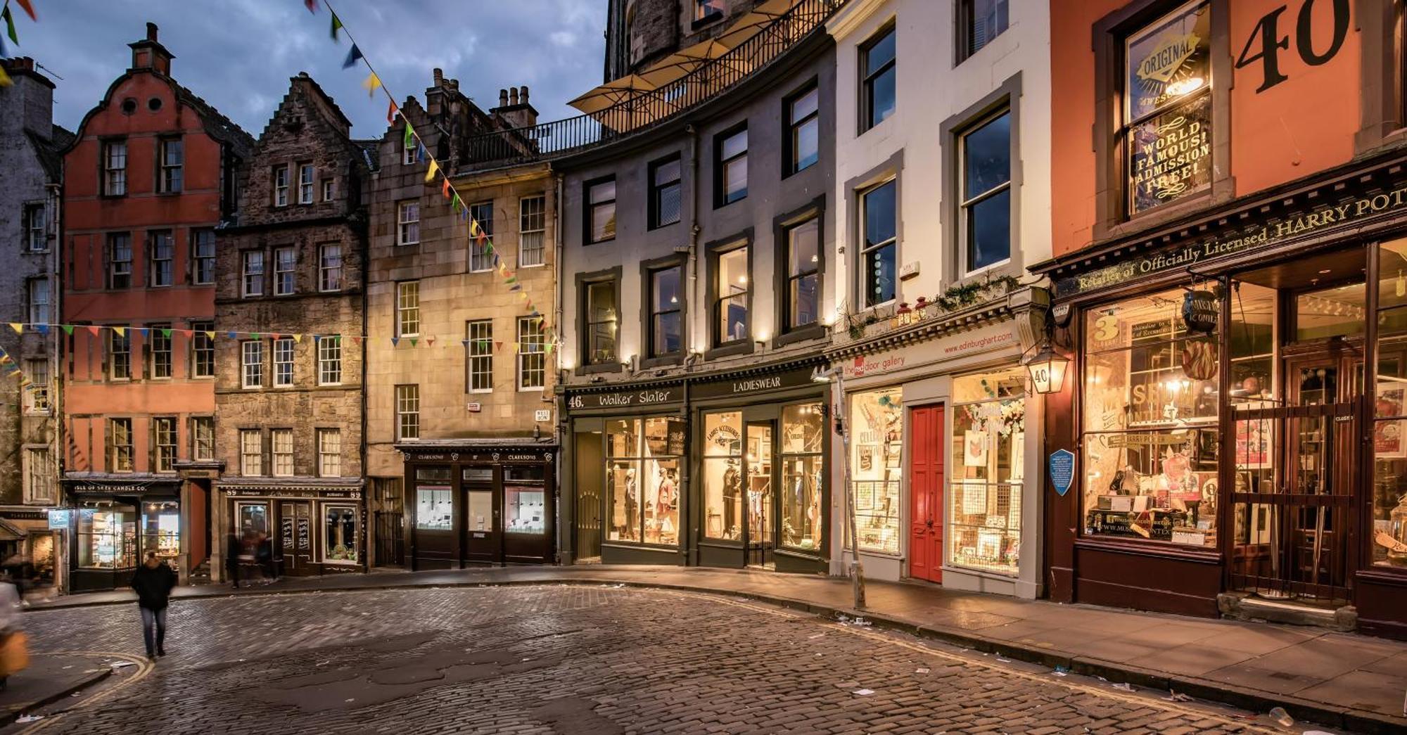 דירות אדינבורו Pass The Keys Trendy Historic Flat Sleeps 4 To 6 Near Leith Shore מראה חיצוני תמונה